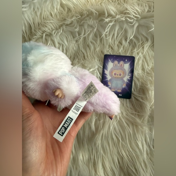 Labubu “Luck” - Picture 2 of 2